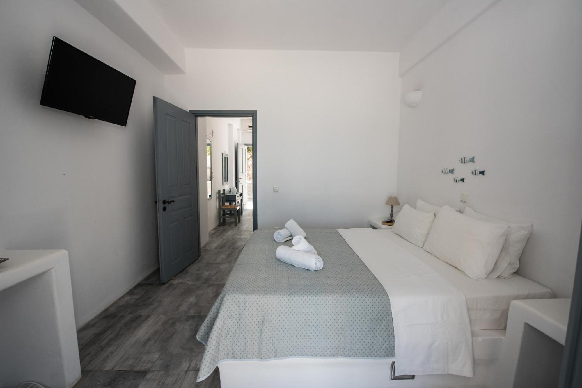 Ostria Studios & Apartments Alikí Exteriör bild